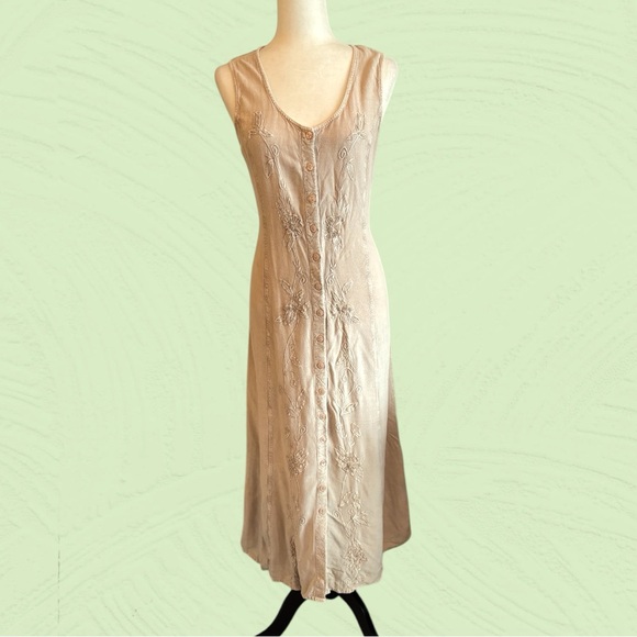 Beige button down maxi dress embroidered - Picture 4 of 12